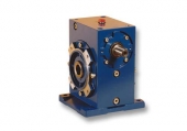 Worm gear units and motor gear units with aluminum made housings
