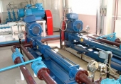Horizontal pumping units